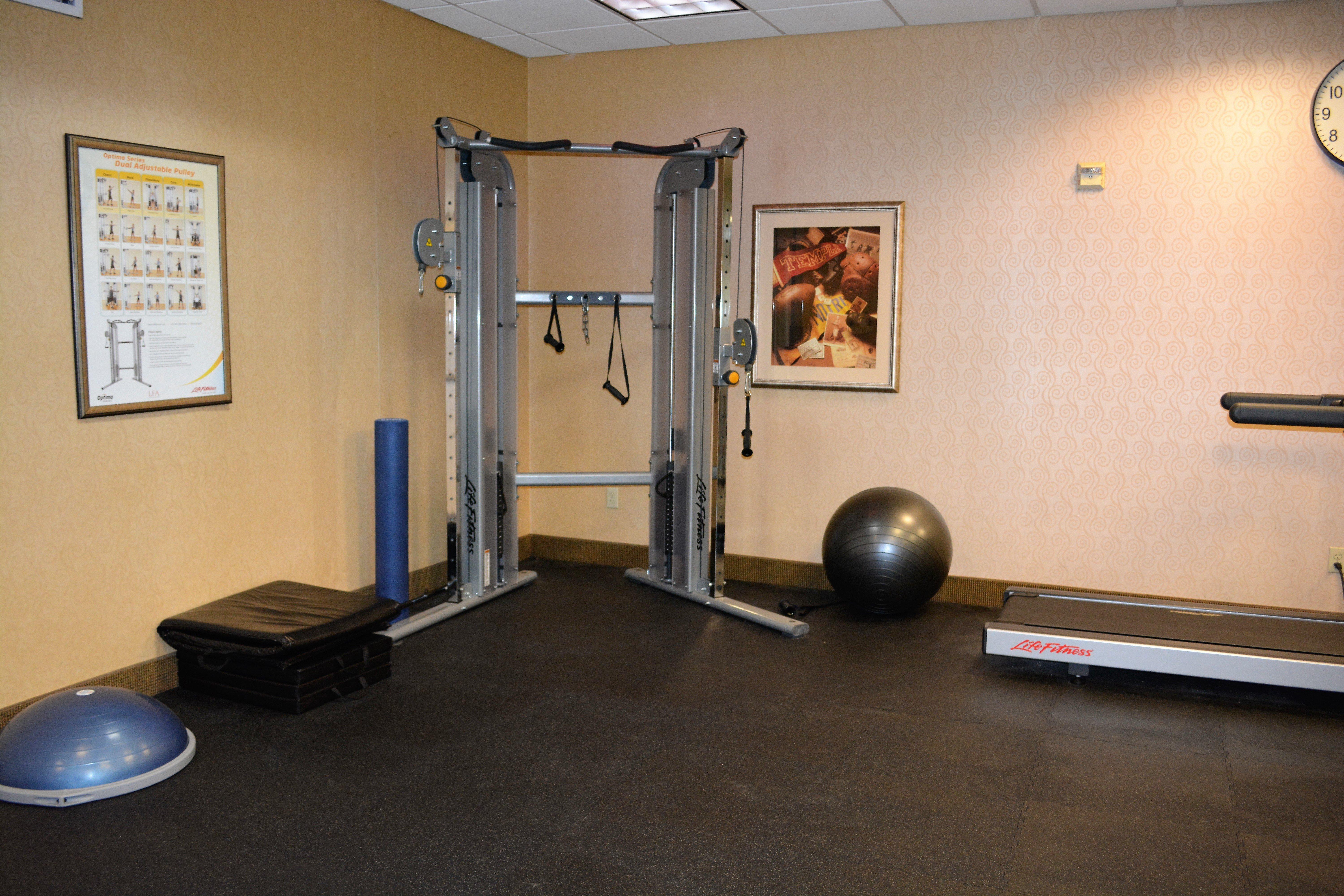 Holiday Inn Hazlet By Ihg Bagian luar foto