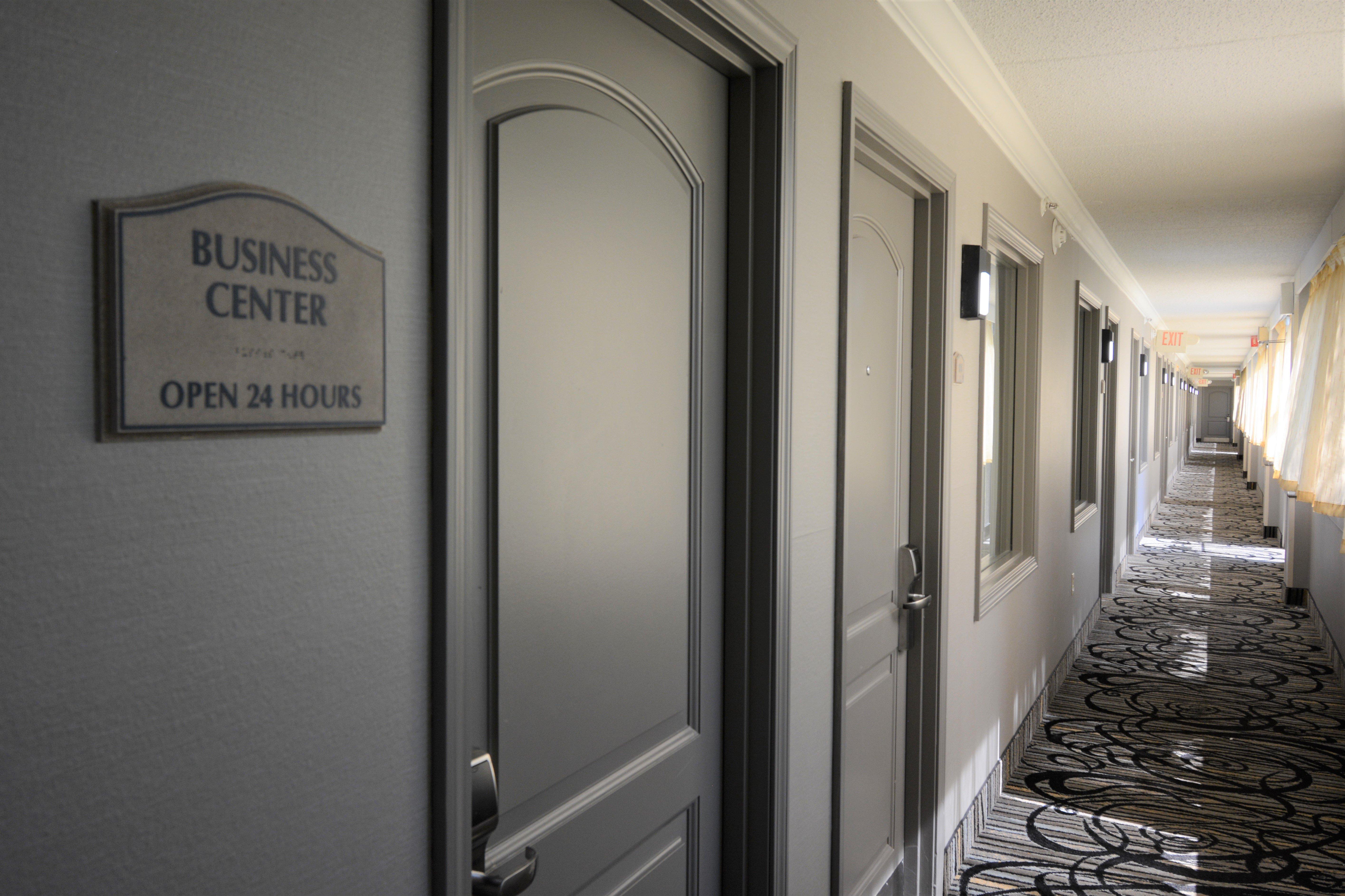 Holiday Inn Hazlet By Ihg Bagian luar foto