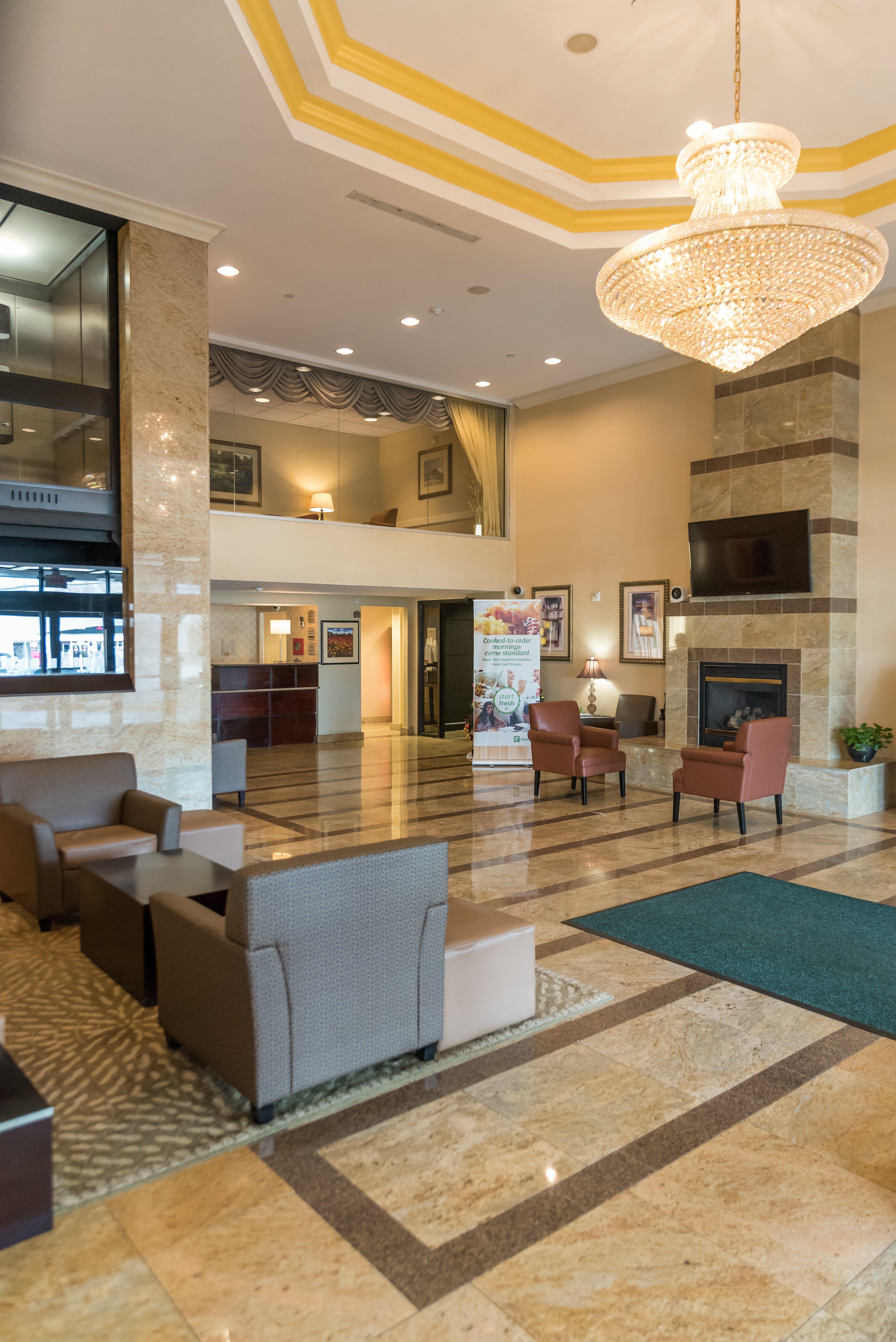 Holiday Inn Hazlet By Ihg Bagian luar foto